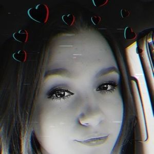 Meet your Posher, Kiera